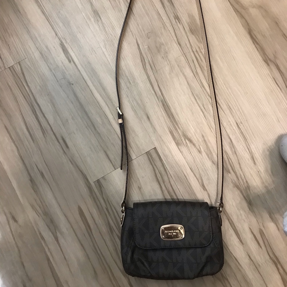 Michael Kors Crossbody